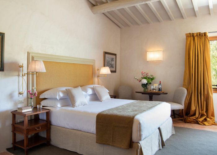 Viesca Toscana Pian Rinaldi Deluxe Suite tenuta firenze relax holiday Florence italy travel hotel 1