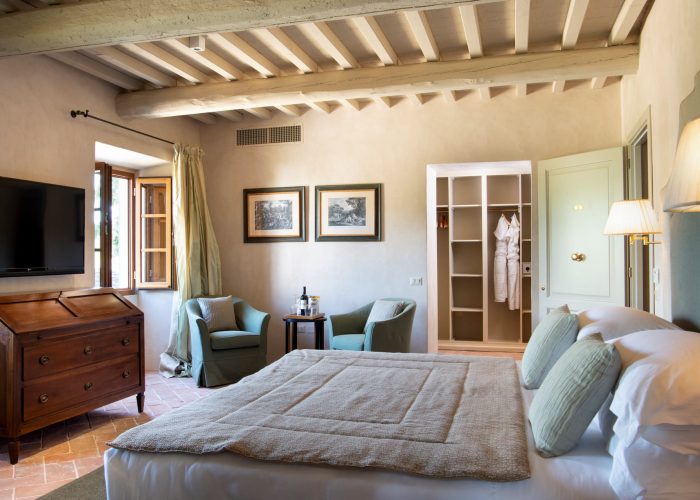 Viesca Toscana Pian Rinaldi Deluxe Suite tenuta firenze relax holiday Florence italy travel hotel 3