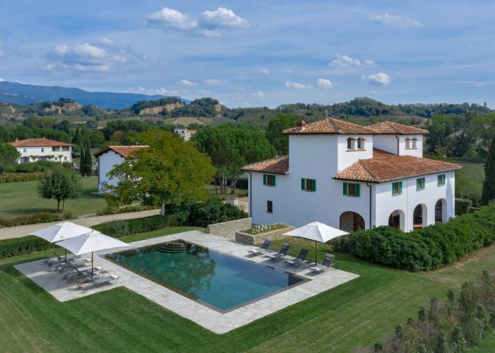 Villa Due Torri Viesca Toscana tenuta firenze relax holiday Florence italy 5